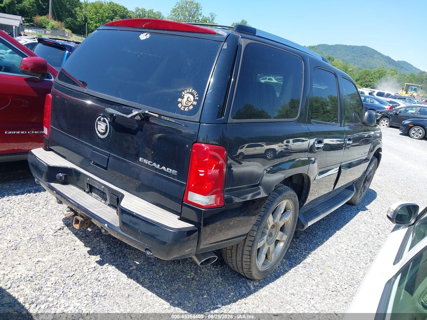 2002 CADILLAC ESCALADE auction photo 4