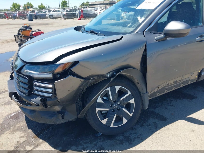 2025 NISSAN KICKS auction photo 6