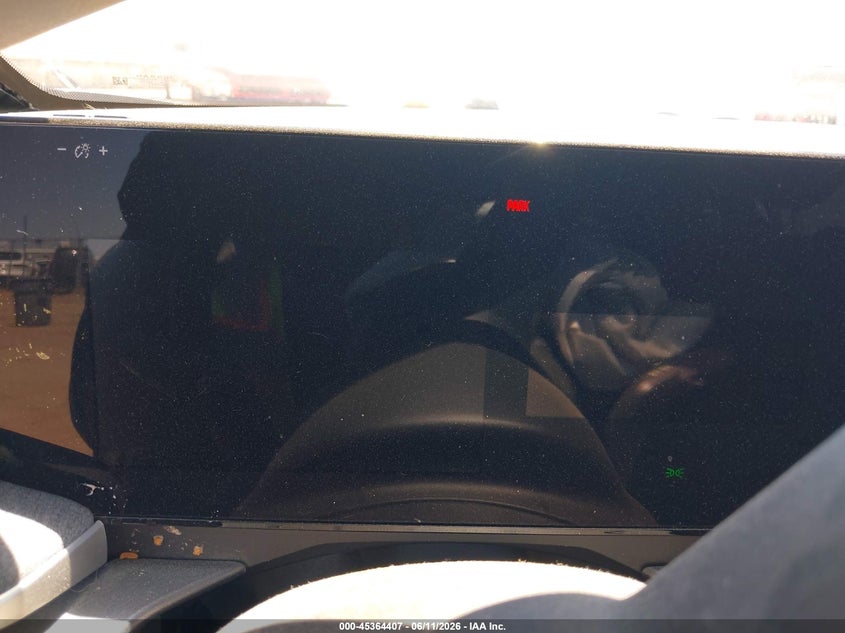 2025 NISSAN KICKS auction photo 7