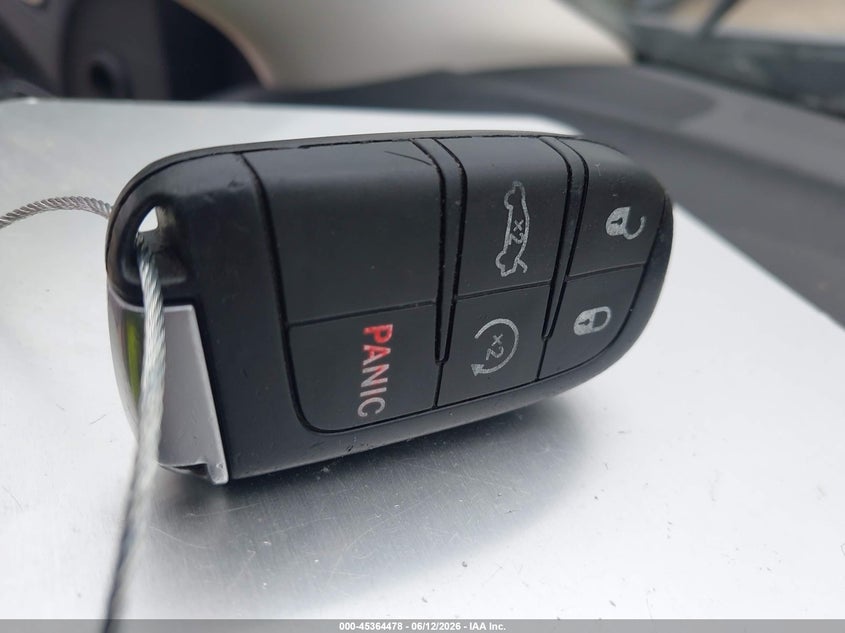 2019 CHRYSLER 300 SEDAN 3.6L V-6 DOHC, VVT, 292HP