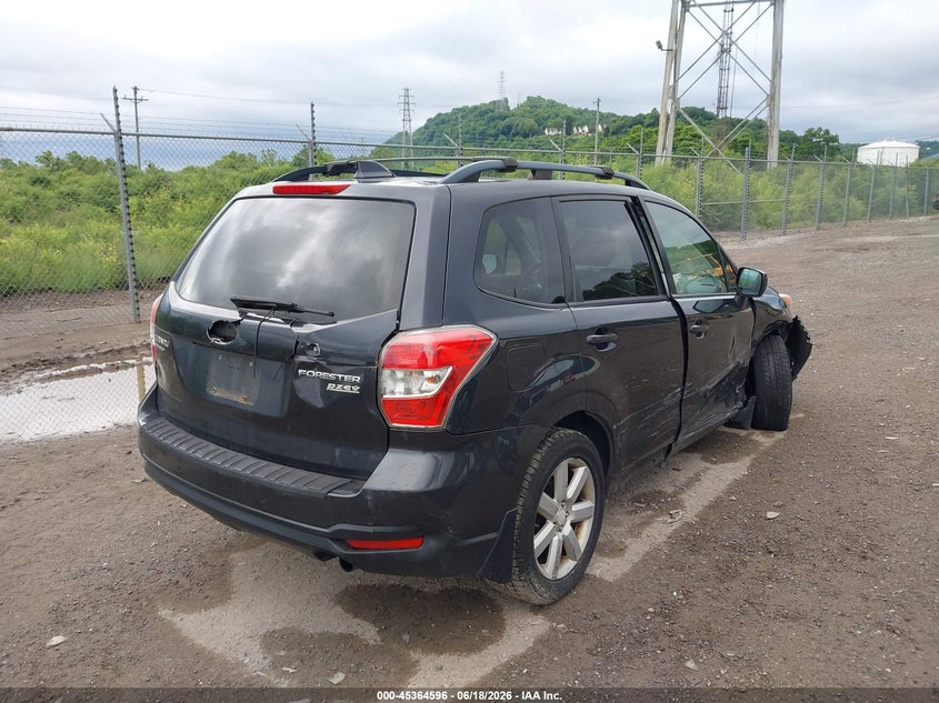 2016 SUBARU FORESTER auction photo 4