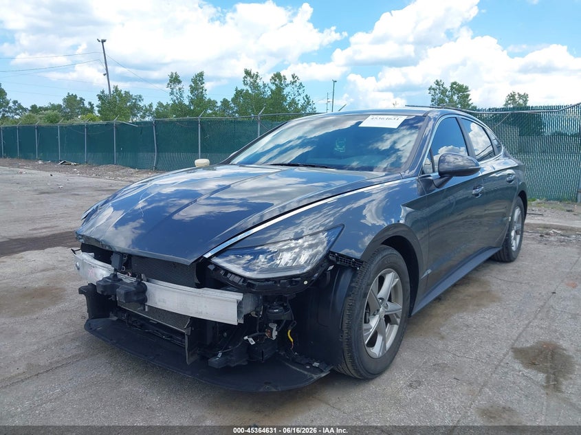 2023 HYUNDAI SONATA auction photo 2