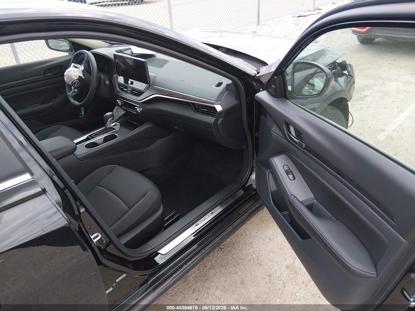 2026 NISSAN ALTIMA auction photo 5