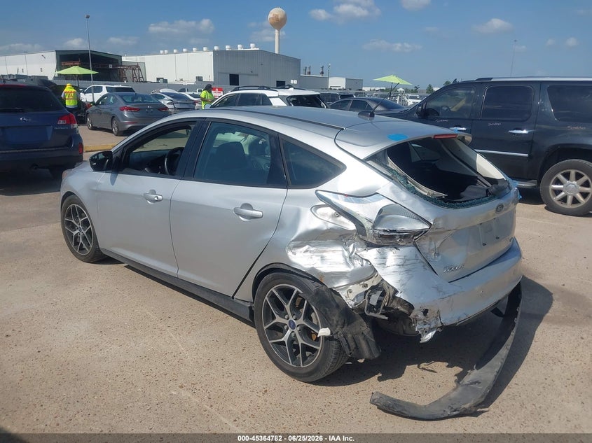Vin: 1fadp3m22jl213502, lot: 45862743, ford focus sel 20183