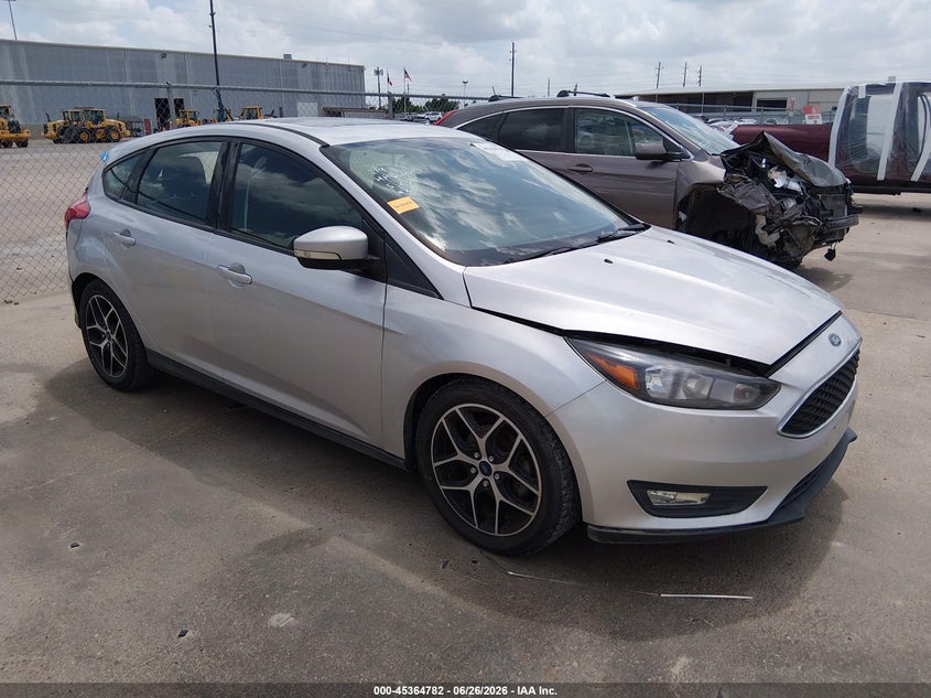 Vin: 1fadp3m22jl213502, lot: 45862743, ford focus sel 2018 img_1