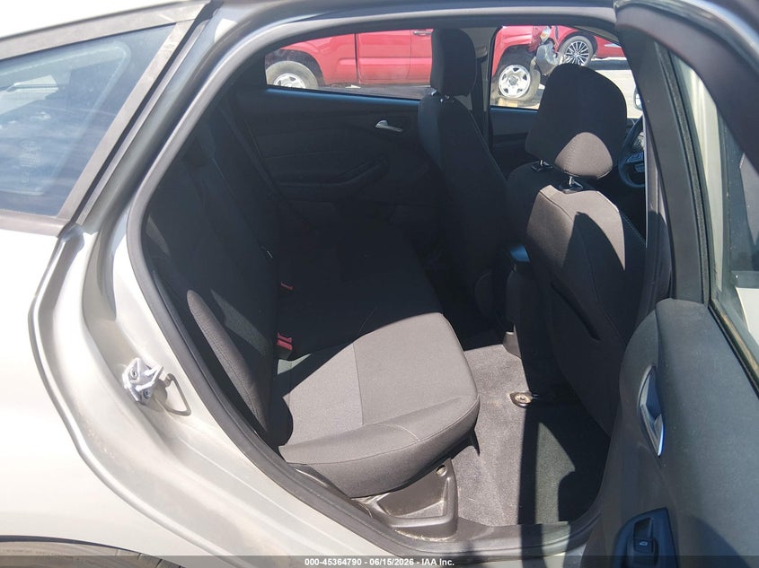 2016 FORD FOCUS auction photo 8