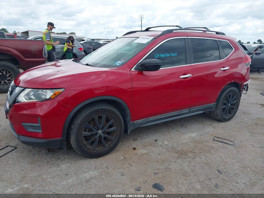 2017 NISSAN ROGUE auction photo 2