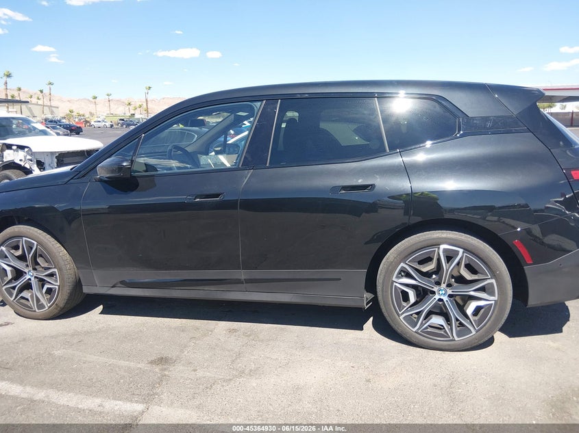 2025 BMW Ix xDrive50 VIN: WB523CF03SCU80752 Lot: 45364930