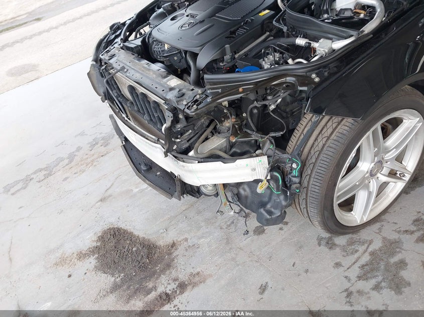 2014 MERCEDES-BENZ C 300 auction photo 6