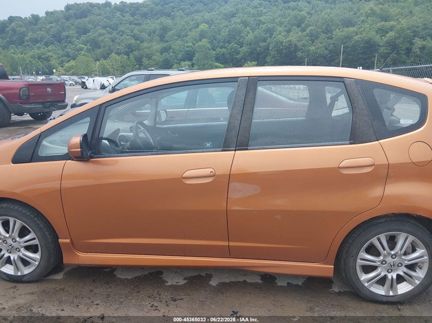 HONDA FIT 2009 VIN JHMGE87659S072465