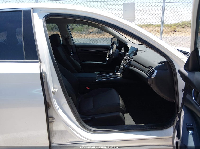 2019 HONDA ACCORD LX — Photo 5