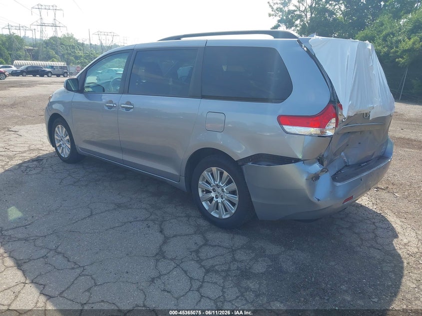 Vin: 5tddk3dc3cso31424, lot: 45863036, toyota sienna xle 7 passenger 20123