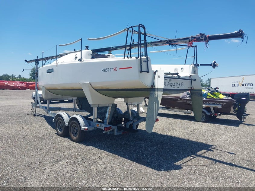 2021 BENETEAU 26' auction photo 3