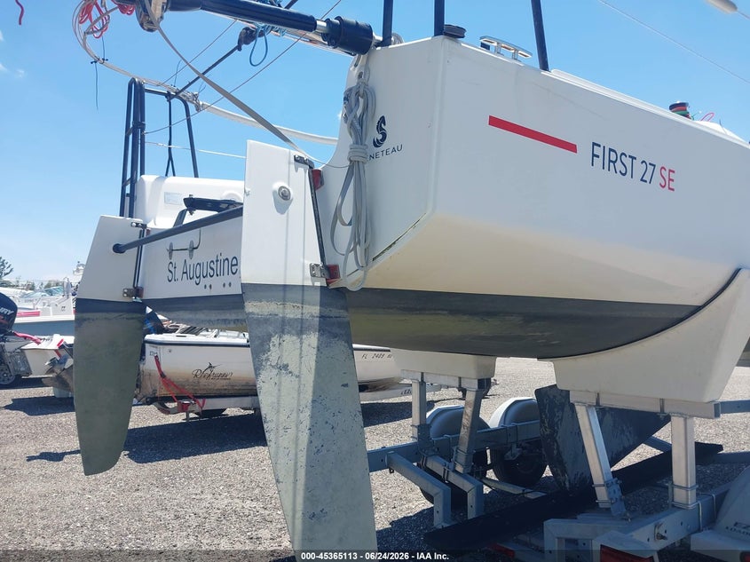 2021 BENETEAU 26' auction photo 6