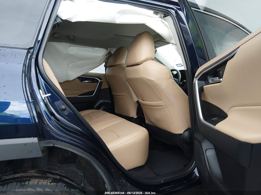 2025 TOYOTA RAV4 auction photo 8