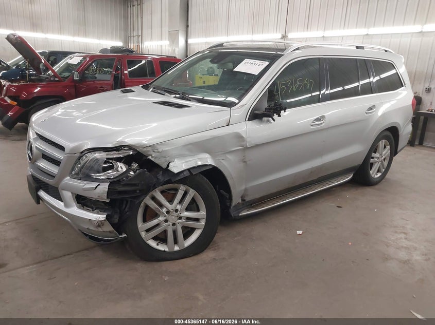 2013 MERCEDES-BENZ GL 450 auction photo 2