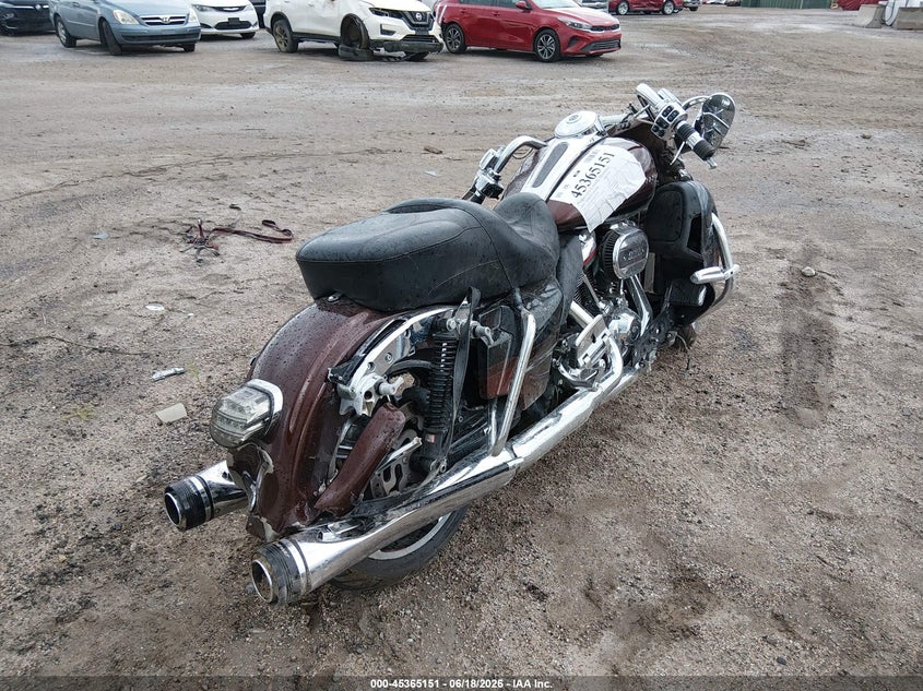 2019 HARLEY-DAVIDSON FLHTKSE auction photo 4