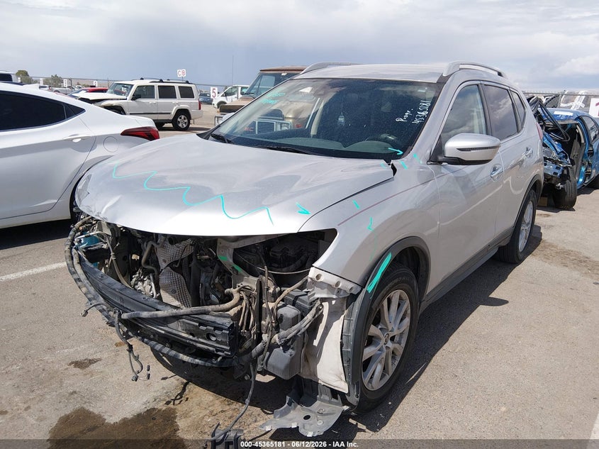 2020 NISSAN ROGUE auction photo 2