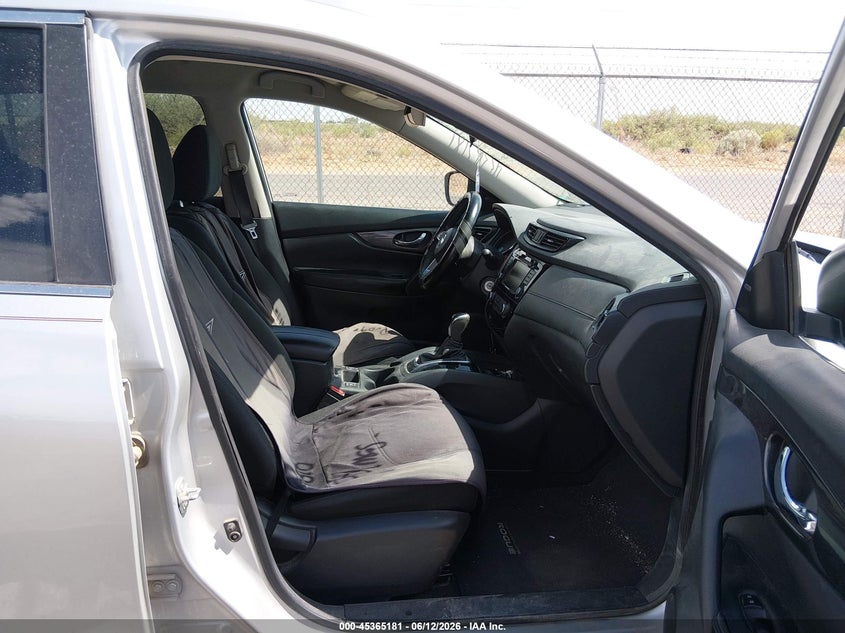 2020 NISSAN ROGUE auction photo 5