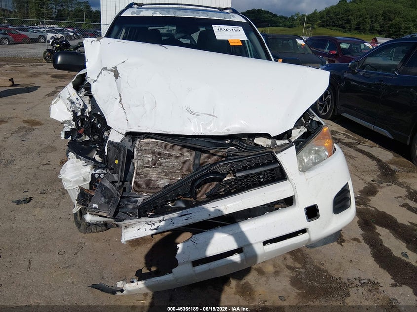 2012 TOYOTA RAV4 auction photo 6