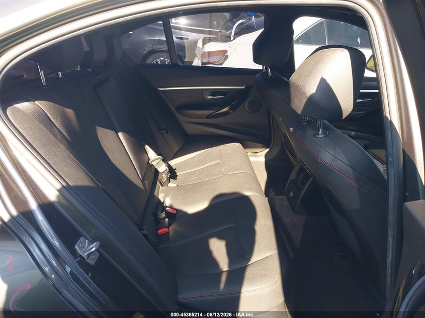 VIN WBA8E5C57JA507446 2018 BMW 328D
