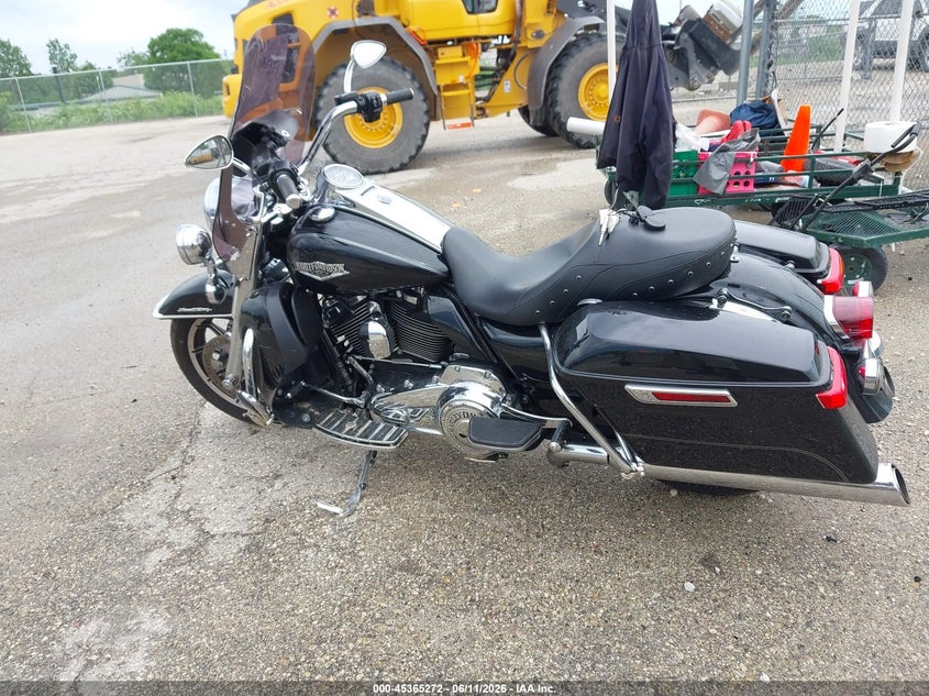2017 Harley-Davidson Flhr Road King VIN: 1HD1FBC18HB673653 Lot: 45365272