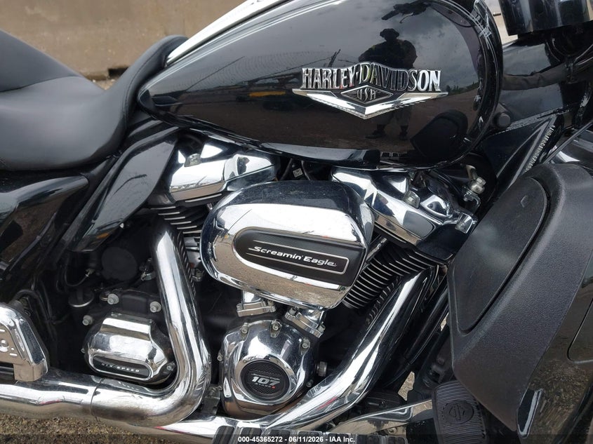 2017 Harley-Davidson Flhr Road King VIN: 1HD1FBC18HB673653 Lot: 45365272