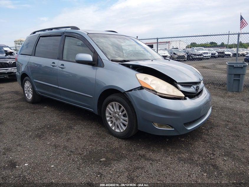 2008 Toyota Sienna