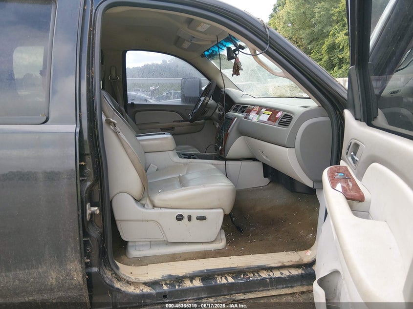 AtlanticExpress - Chevrolet Silverado 2500