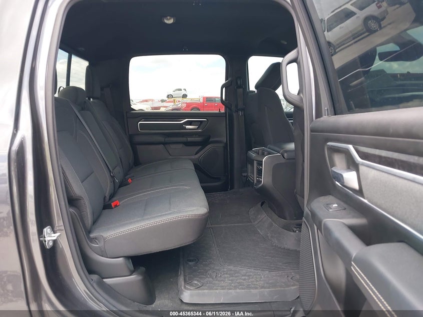 2023 RAM 1500 auction photo 8