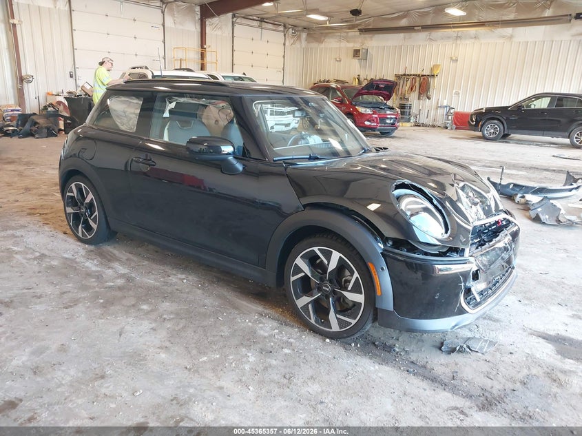 2025 MINI HARDTOP auction photo 1