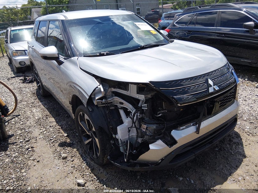 2022 MITSUBISHI OUTLANDER auction photo 6