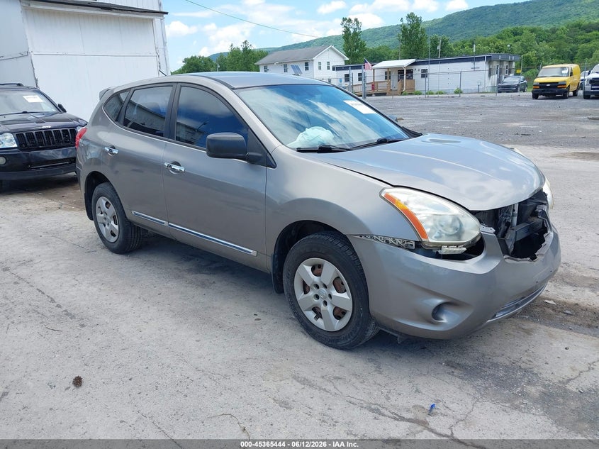2013 NISSAN ROGUE S