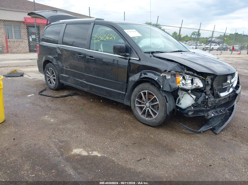Vin: 2c4rdgcg0hr773470, lot: 45863585, dodge grand caravan sxt 2017 img_1