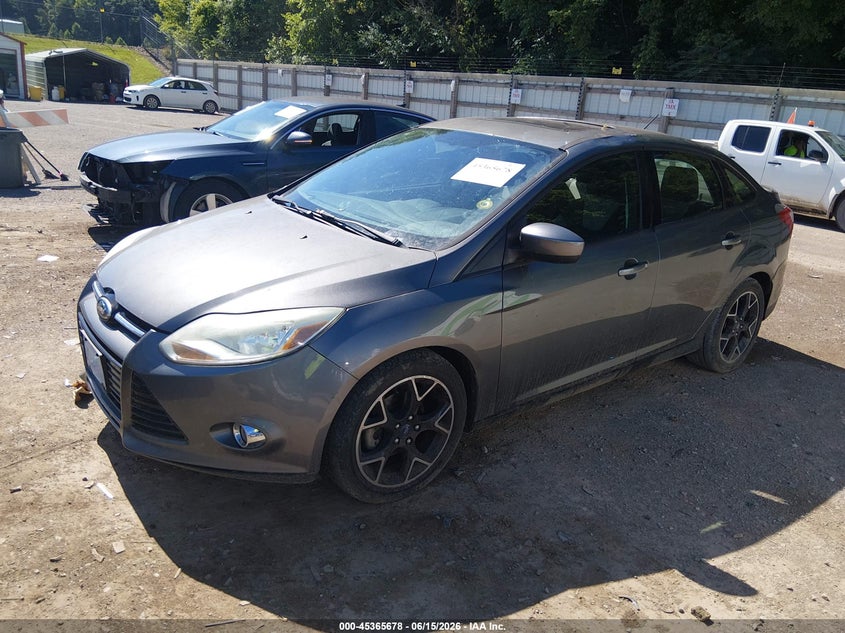 2012 Ford Focus Se 1FAHP3F28CL402429 photo 1