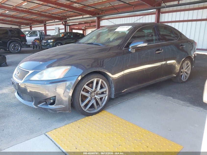2010 LEXUS IS auction photo 2