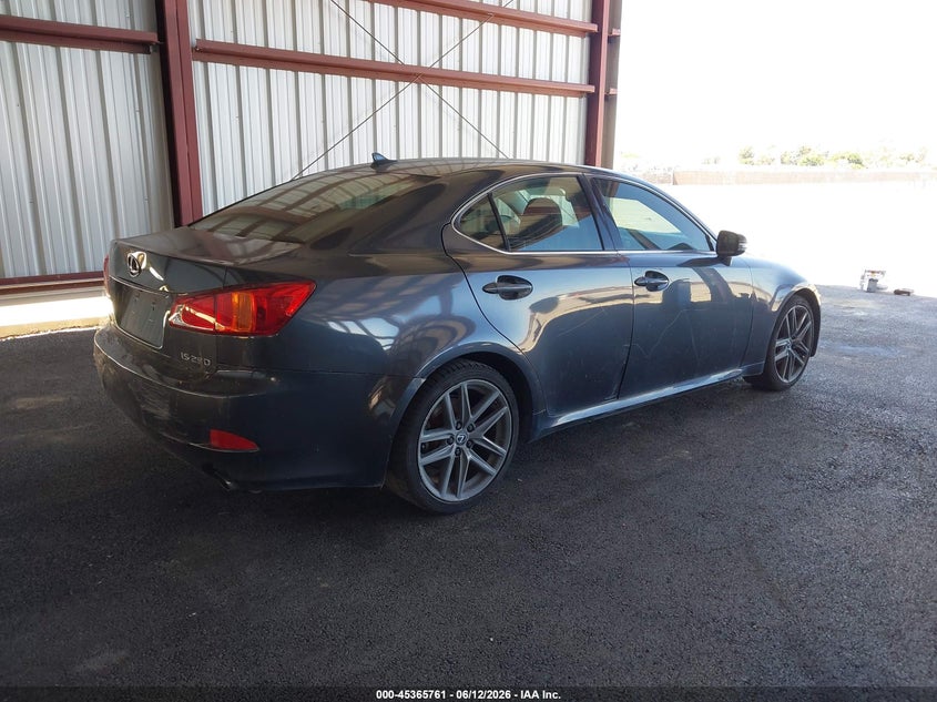 2010 LEXUS IS auction photo 4