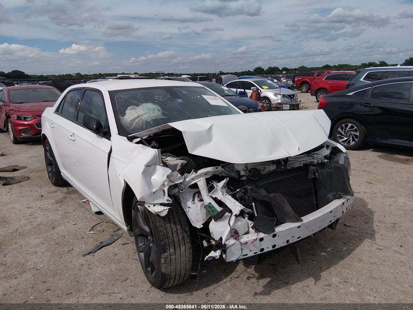 2021 Chrysler 300