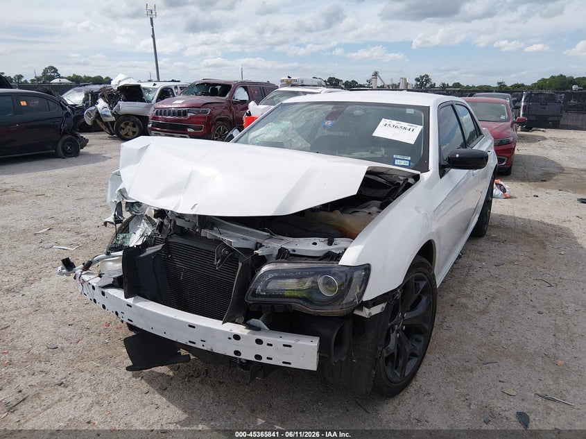 2021 CHRYSLER 300 auction photo 2