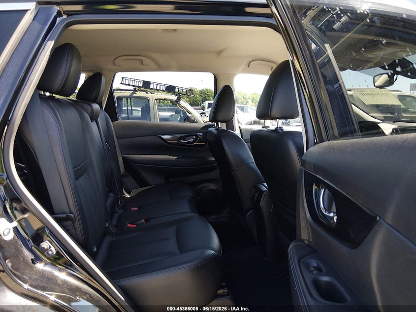 2018 NISSAN ROGUE auction photo 8