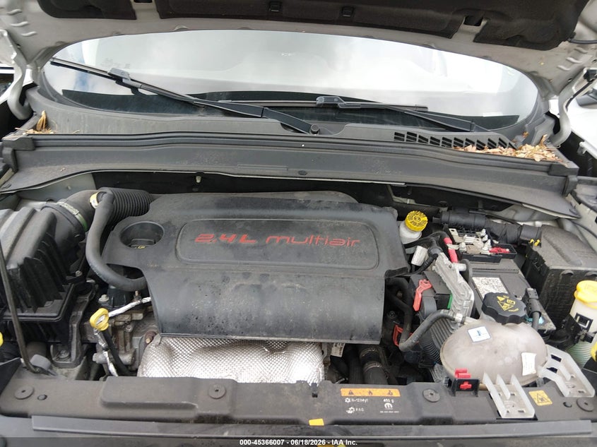 2019 Jeep Renegade Latitude Fwd VIN: ZACNJABBXKPK86988 Lot: 45366007