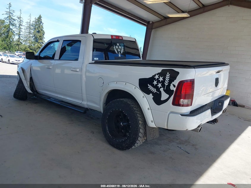 Vin: 1c6rr7ut7fs632184, lot: 45864080, ram 1500 sport 20153