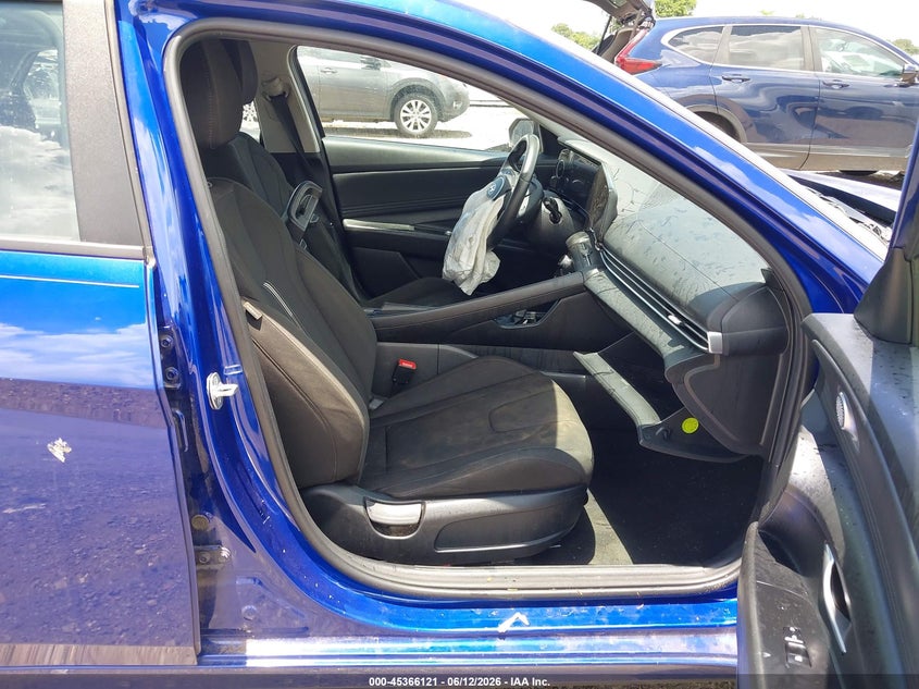 VIN KMHLS4AG9PU564013 2023 HYUNDAI ELANTRA SEL