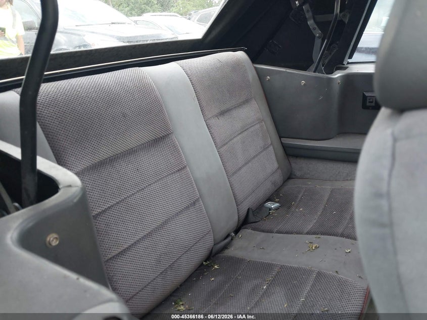 1985 Ford Mustang Lx/Gt VIN: 1FABP27M2FF117292 Lot: 45366186