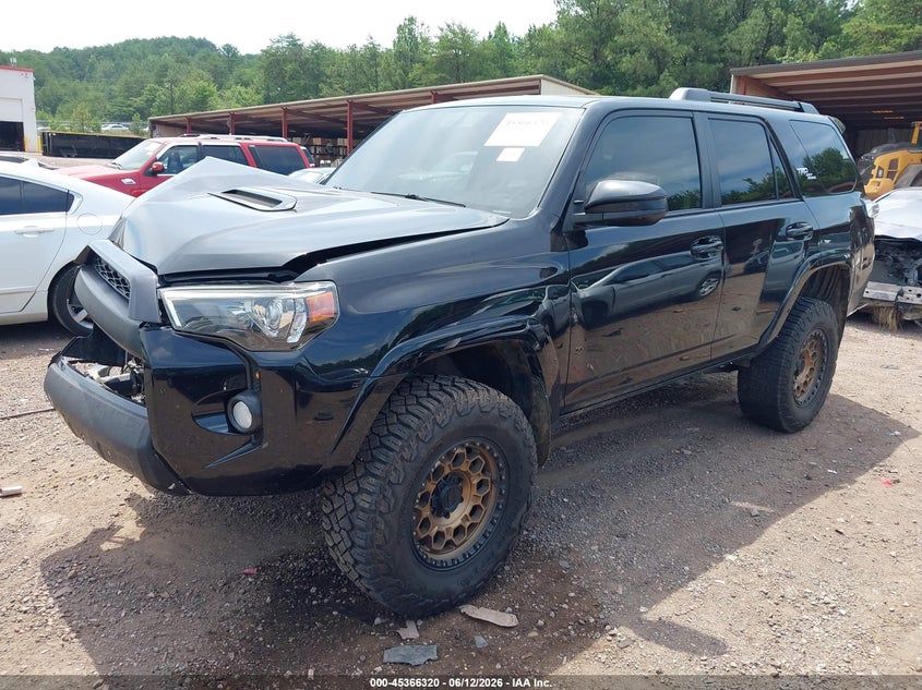 2019 TOYOTA 4RUNNER auction photo 2