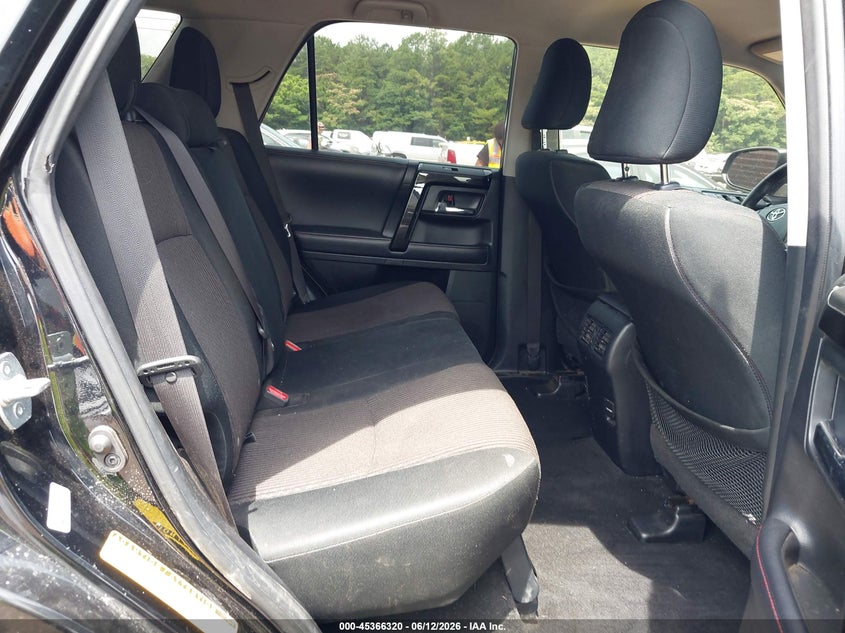 2019 TOYOTA 4RUNNER auction photo 8