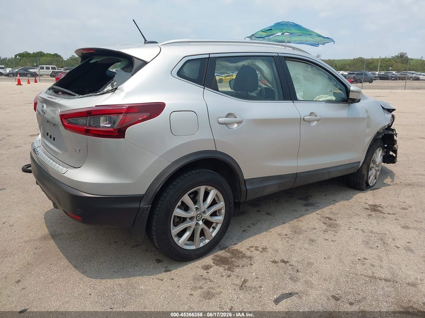 2020 NISSAN ROGUE SPORT auction photo 4