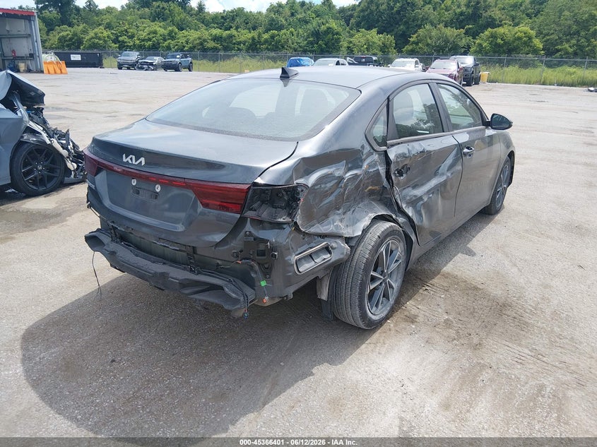 2022 KIA FORTE auction photo 4