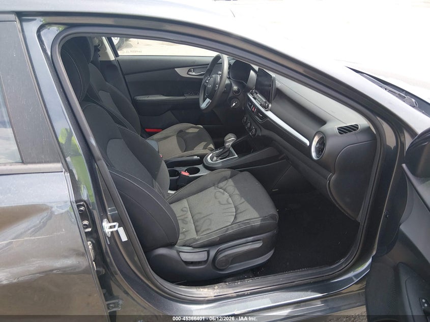 2022 KIA FORTE auction photo 5