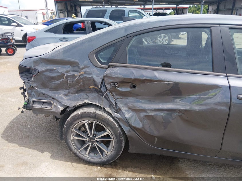 2022 KIA FORTE auction photo 6